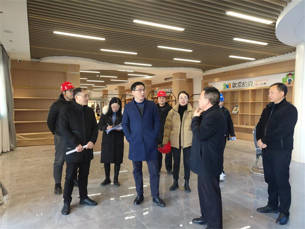 12月12日，洪董，方總陪同王奇勇縣長一行調(diào)研古徽州核心景區(qū)智能化運(yùn)用管理中心項目。.jpg